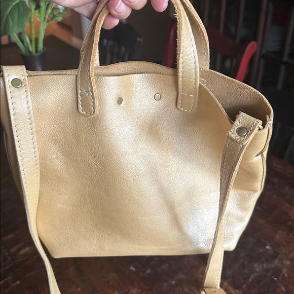 Portland Leather mini crossbody Tote Bag in champagne - Picture 2 of 4